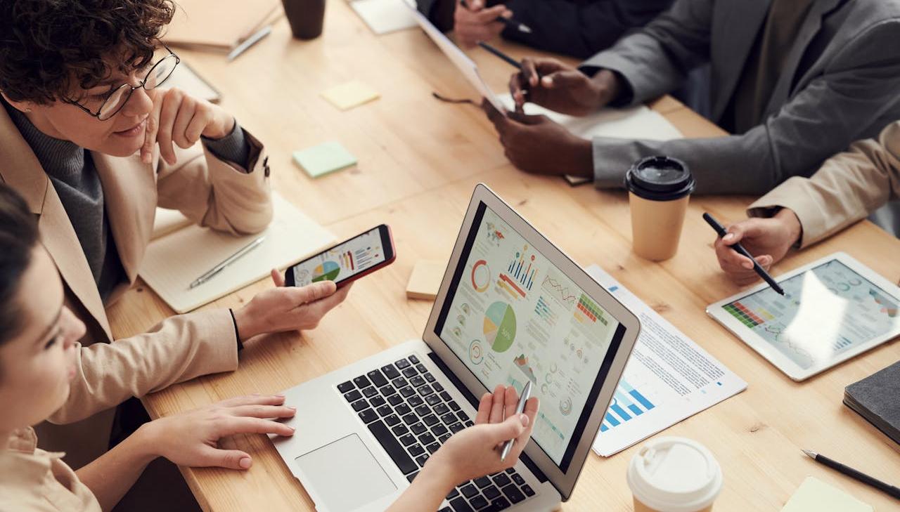 Cara Meningkatkan Efisiensi Bisnis di Era Digital