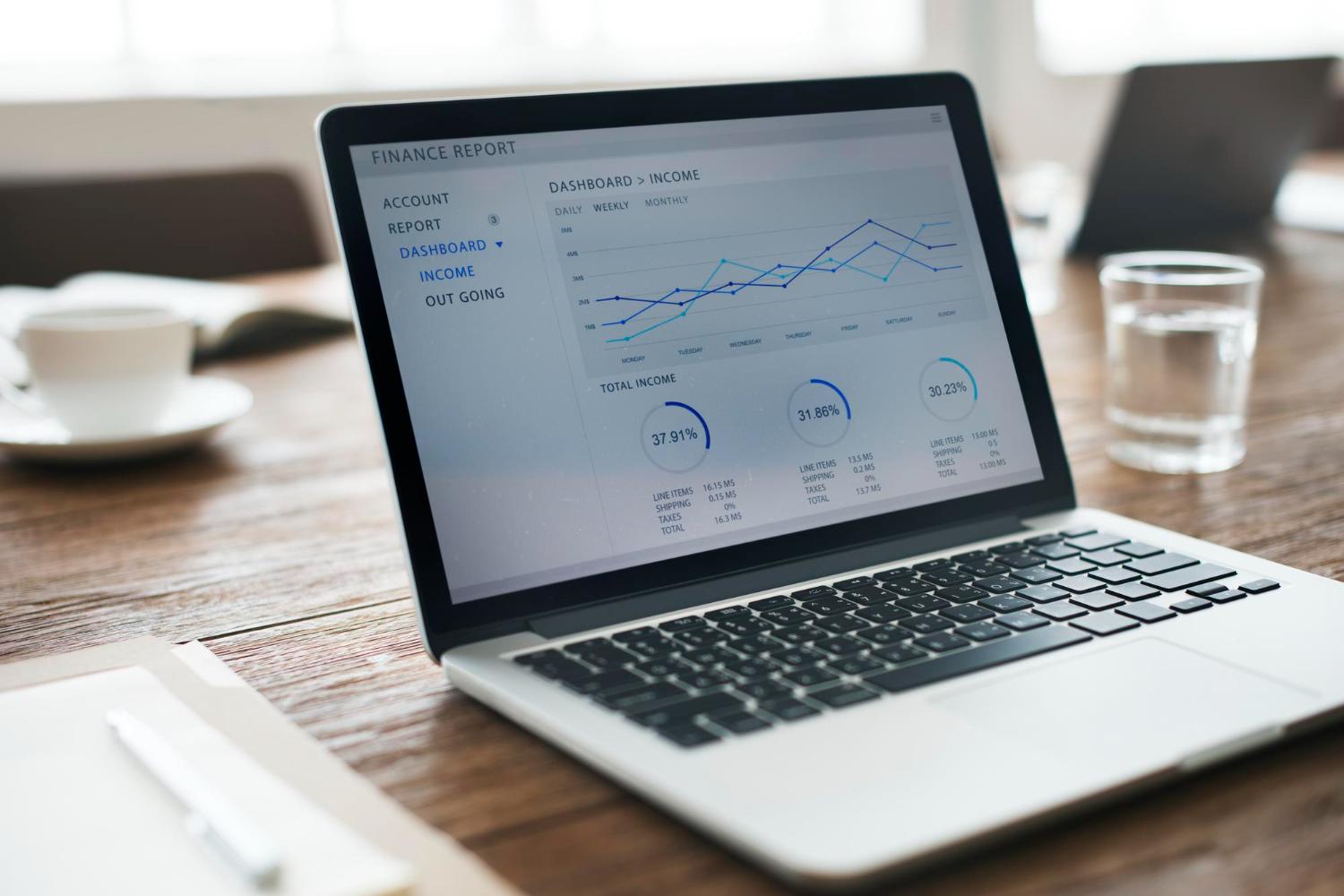 Perbedaan Software Akuntansi dan ERP Perbedaan Software Akuntansi dan ERP